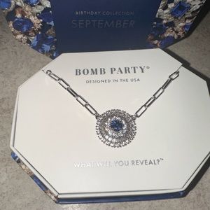 NWT Ring bomb “I see you”, Sapphire cubic zirconia necklace.